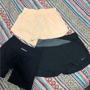Nike Black, aurola short Peach Women’s Athletic Shorts Bundle